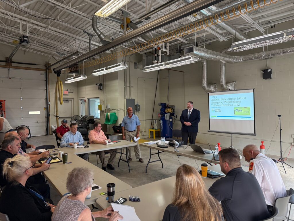 Matt Elia presenting at Augusta State Airport